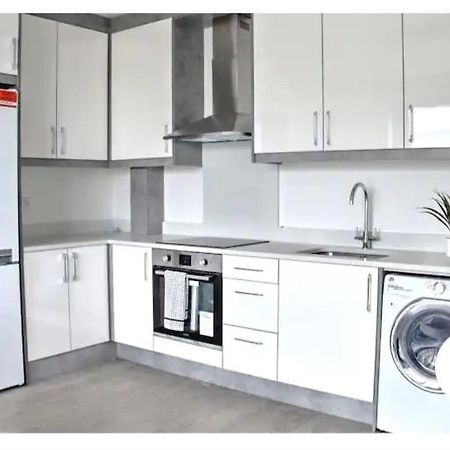 Cozy 2 Bedrooms Apartment Canvey Island Exterior foto